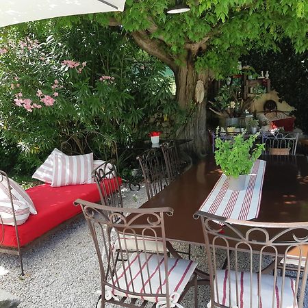 Cherche Midi Noves Екстериор снимка