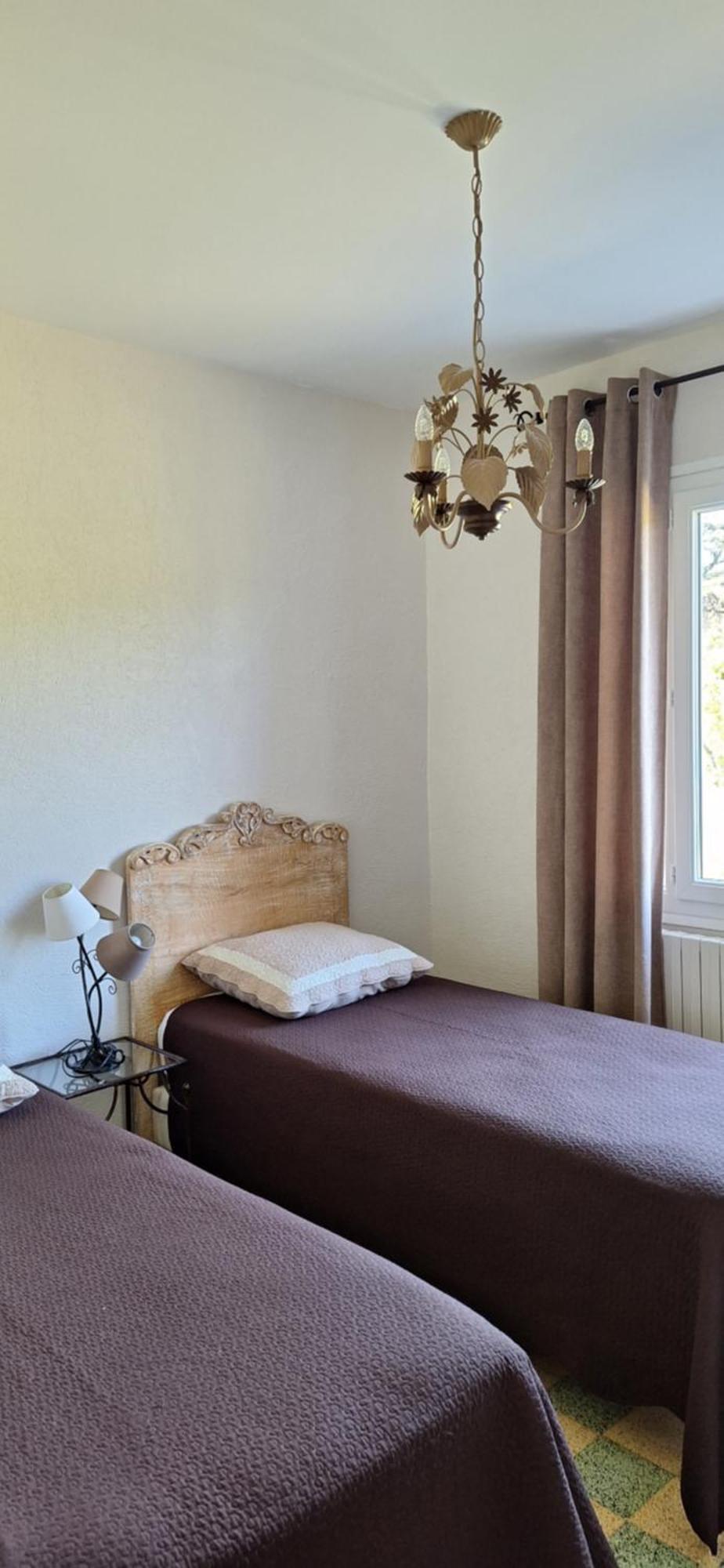 Cherche Midi Noves Екстериор снимка